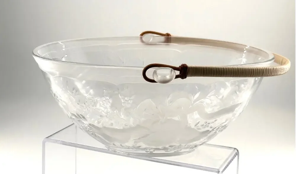 Vintage bamboo handle bowl embossed with geese apple bow International